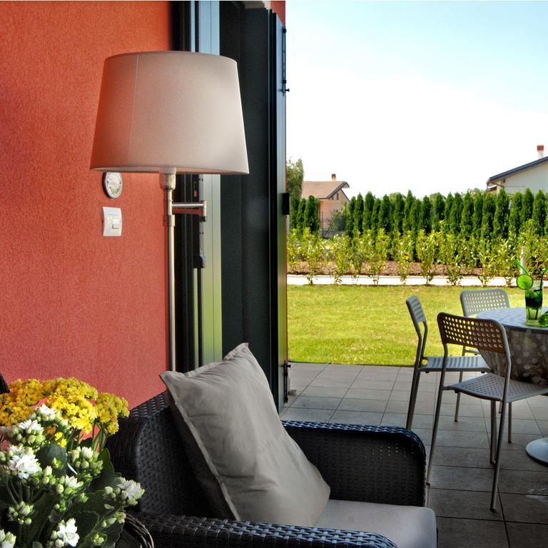 B&B Corte Dei Cedri Буссоленго Экстерьер фото