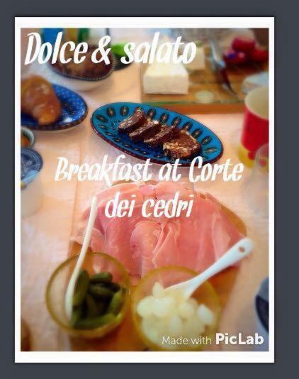 B&B Corte Dei Cedri Буссоленго Экстерьер фото